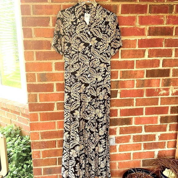 Laura Ashley | Dresses | Laura Ashley Maxi Dress | Poshmark